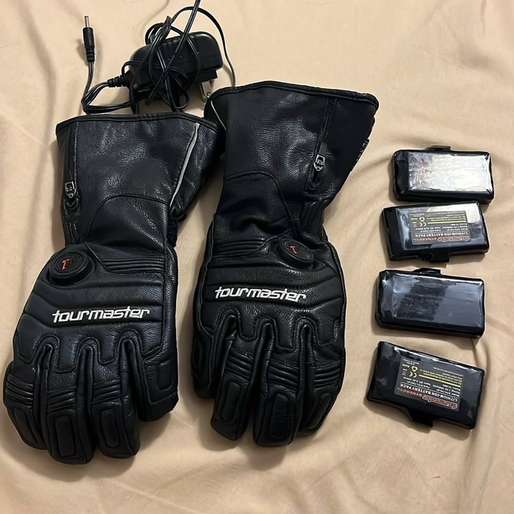 Tourmaster 7.4v heated leather motorcycle gloves